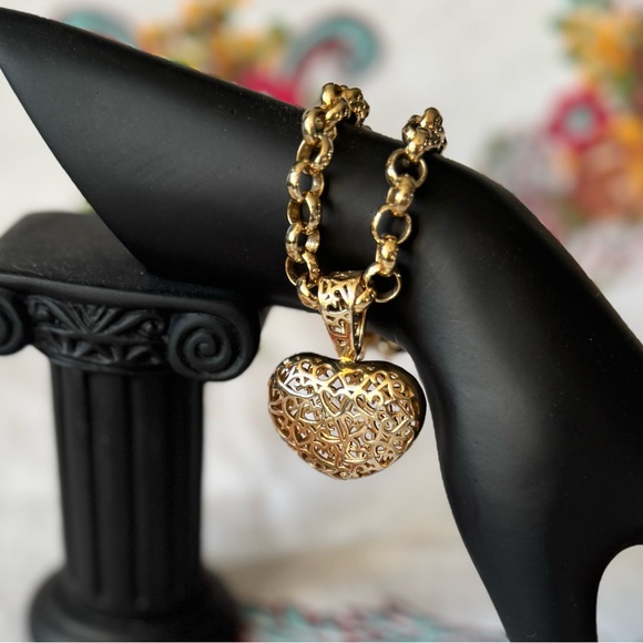 Bruna the label 18k GP rolo style bracelet with reticulated puffed heart - Picture 5 of 8